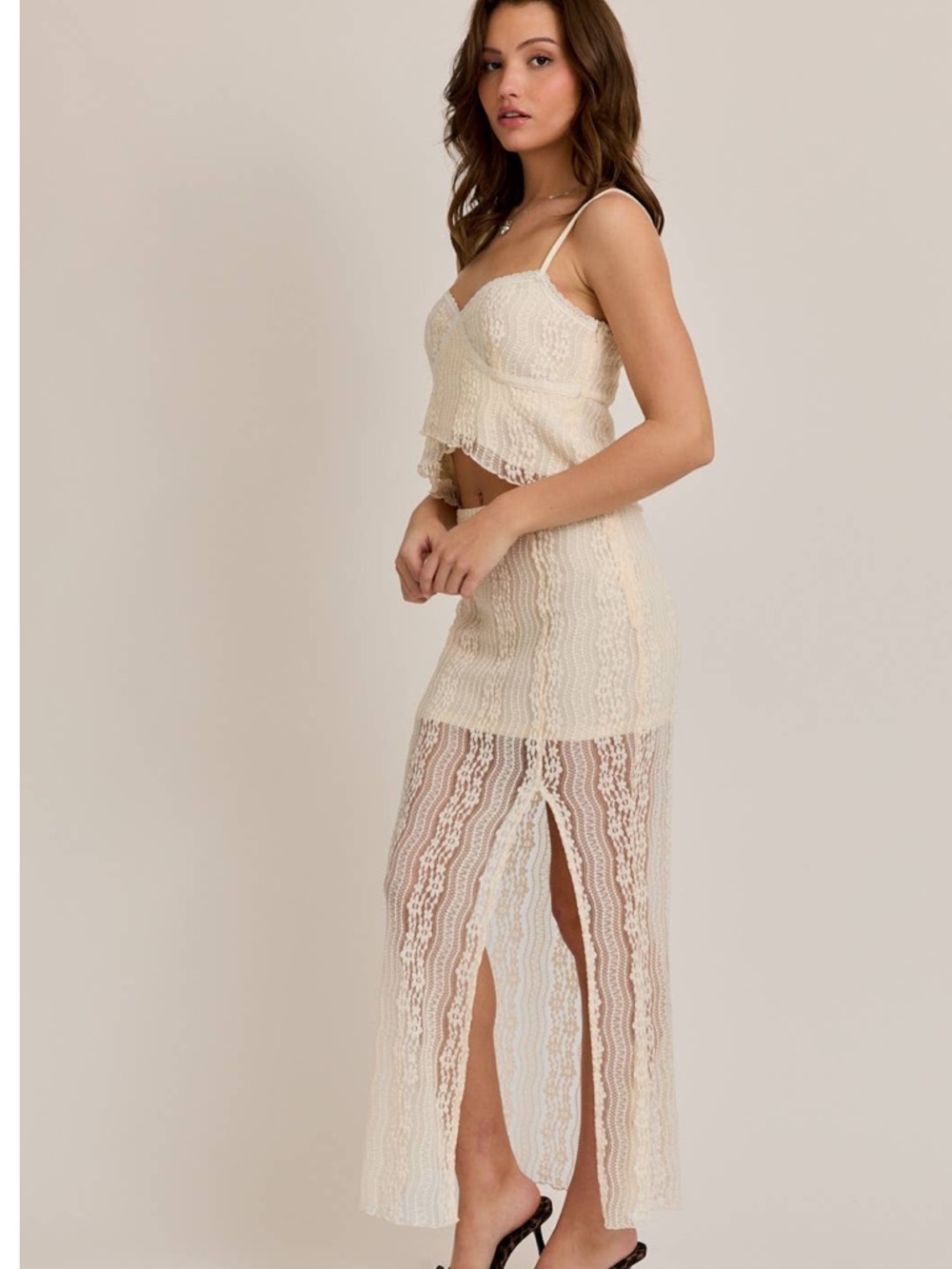 Vestique Cream Lace Two-Piece Skirt Set